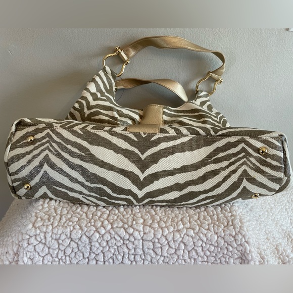 *NWT* Christopher & Banks slouchy hobo bag - Picture 3 of 9